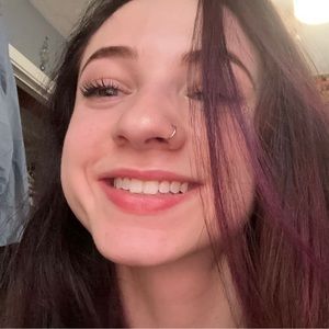 Meet your Posher, Angelina